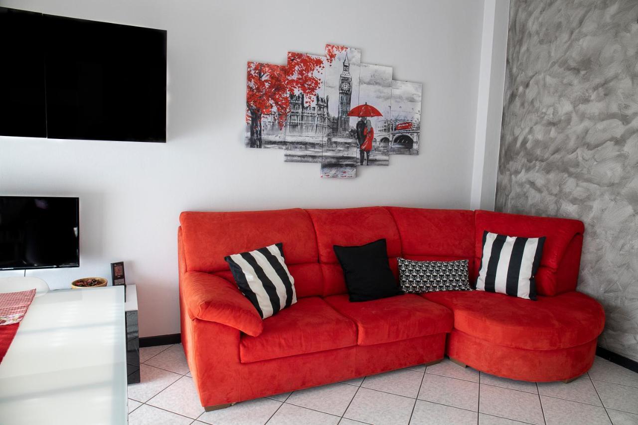 Appartamento Nel Cuore Di Arona - Box Privato Exteriér fotografie