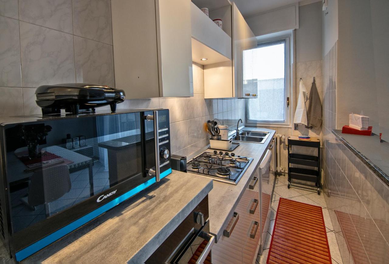 Appartamento Nel Cuore Di Arona - Box Privato Exteriér fotografie
